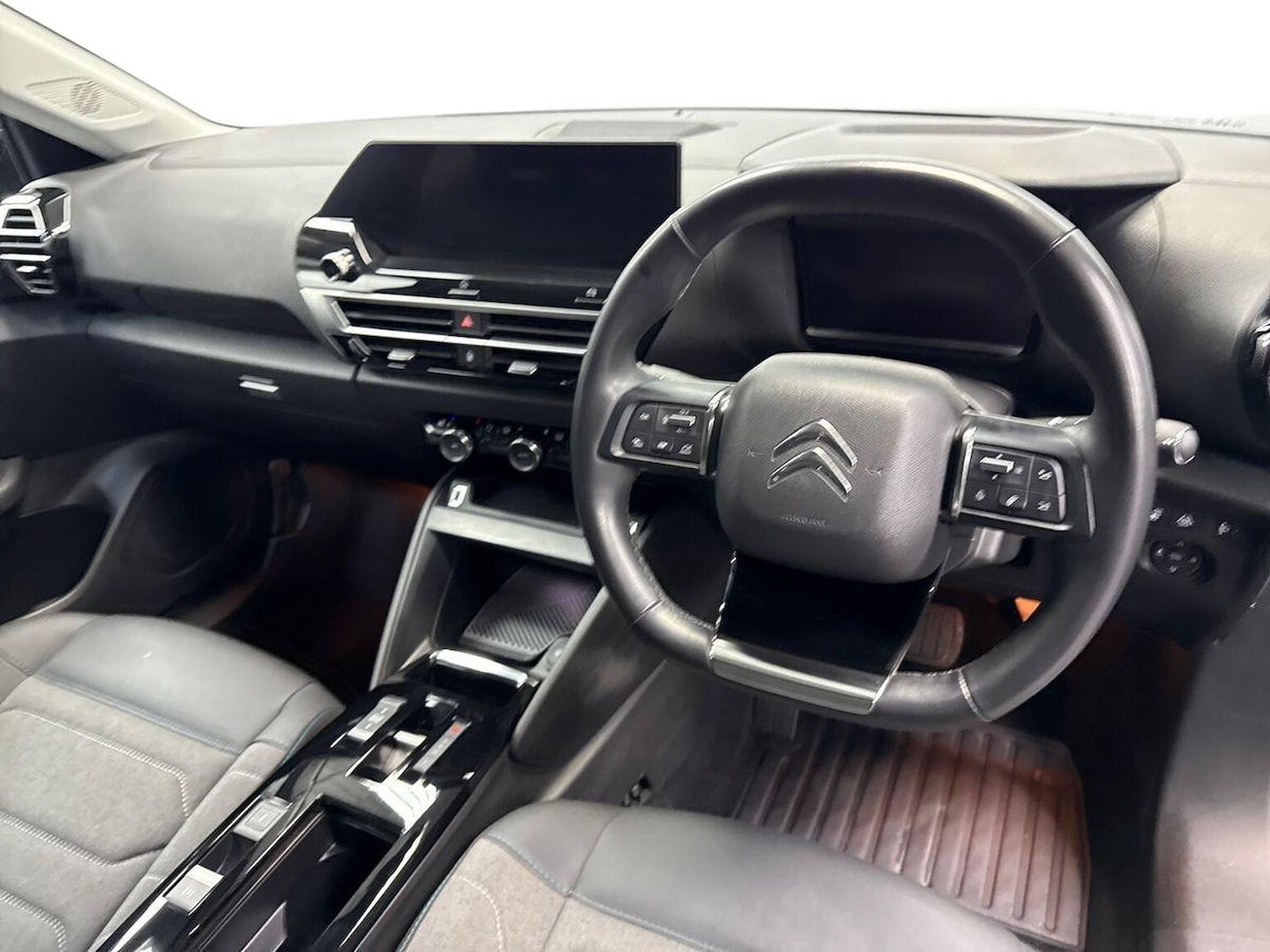 Used Citroen C4 2023 for sale - 77707423: Photo 9