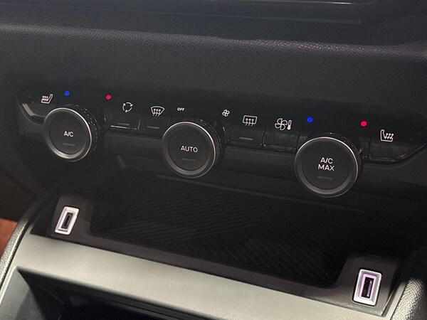 Used Citroen C4 2024 for sale - 75497874: Photo 11