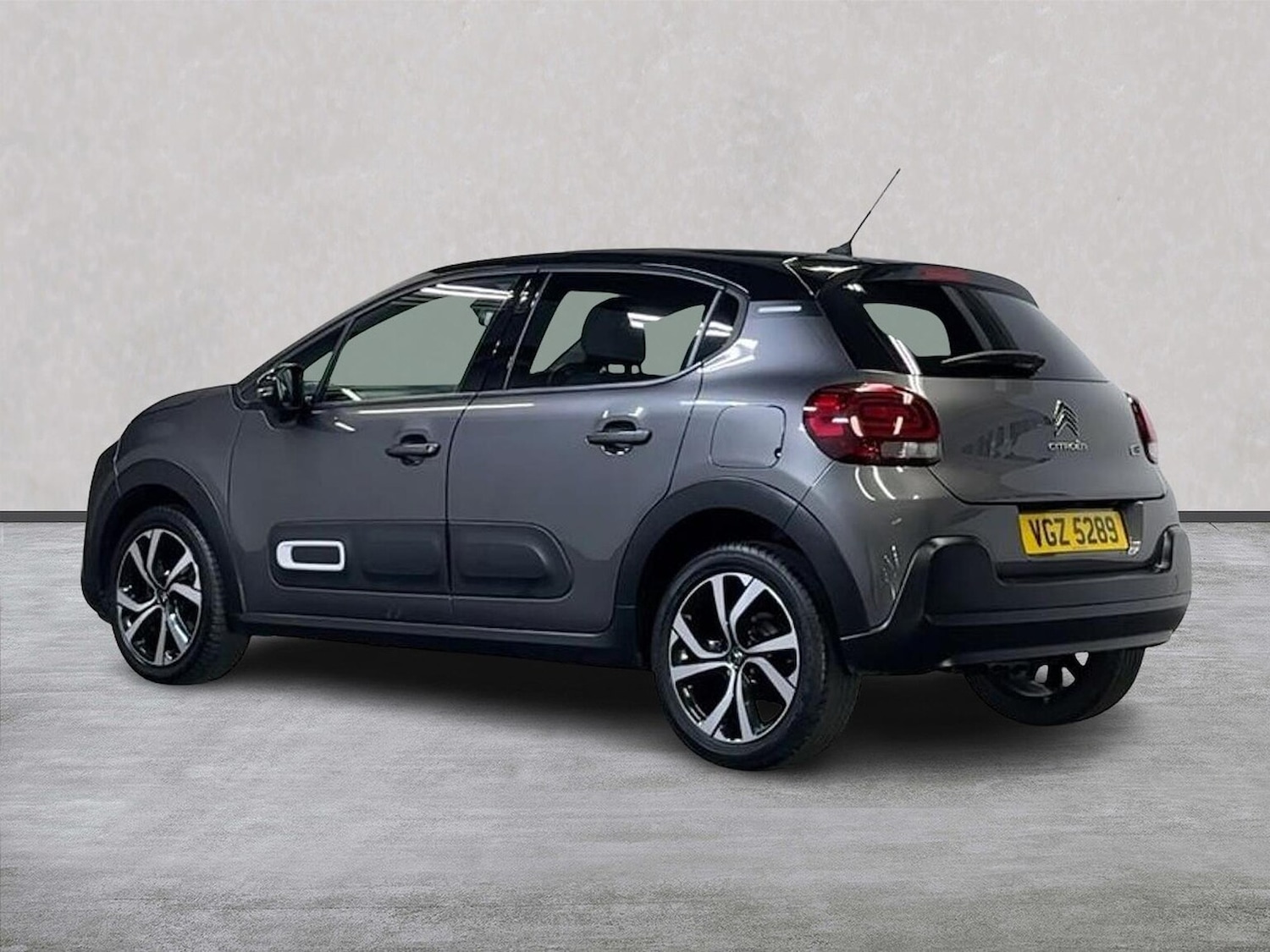 Used Citroen C3 2021 for sale - 76490737: Photo 2