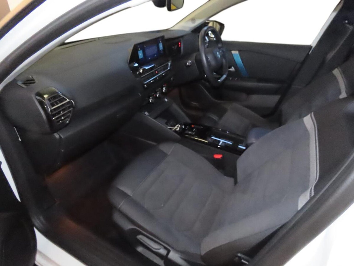 Used Citroen C4 2024 for sale - 77056803: Photo 6