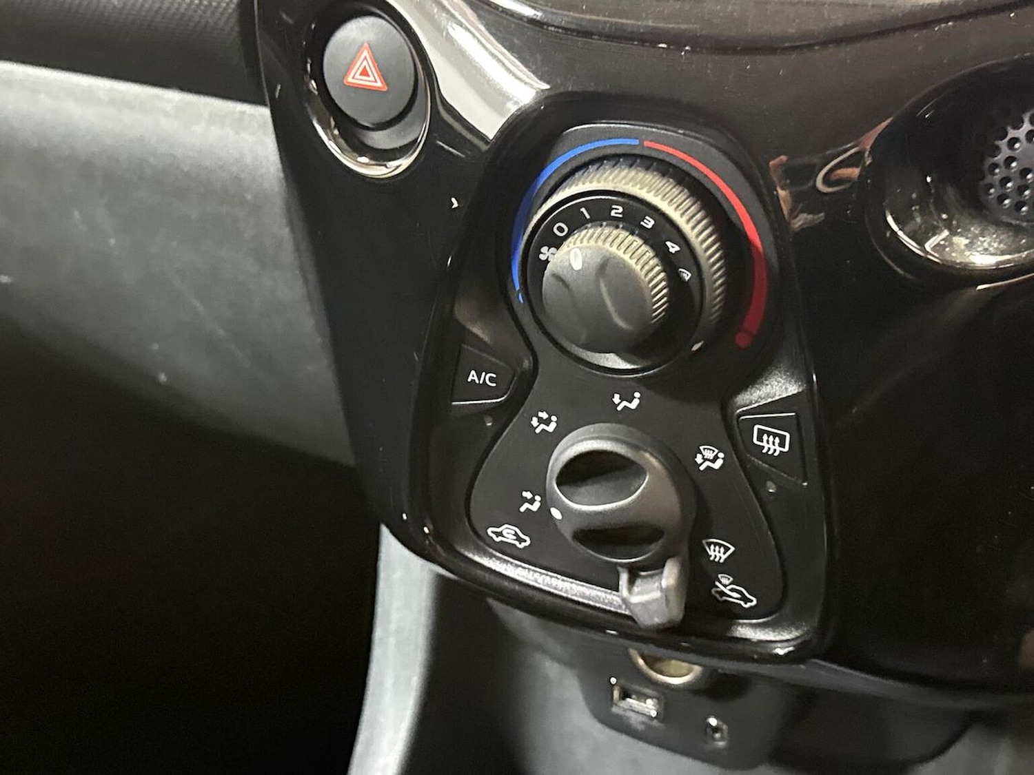 Used Citroen C1 2021 for sale - 76736665: Photo 12