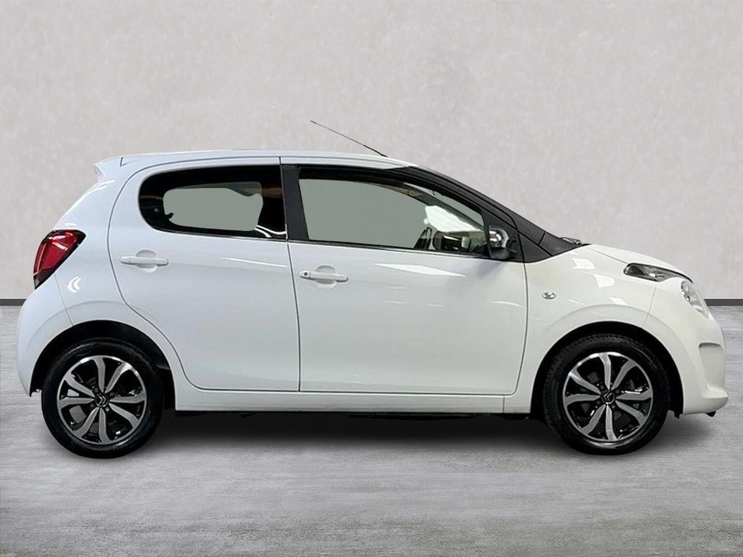 Used Citroen C1 2021 for sale - 76736665: Photo 3