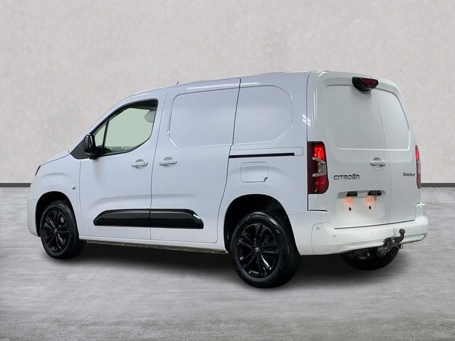 Used Citroen Berlingo 2024 for sale - 77687990: Photo 2