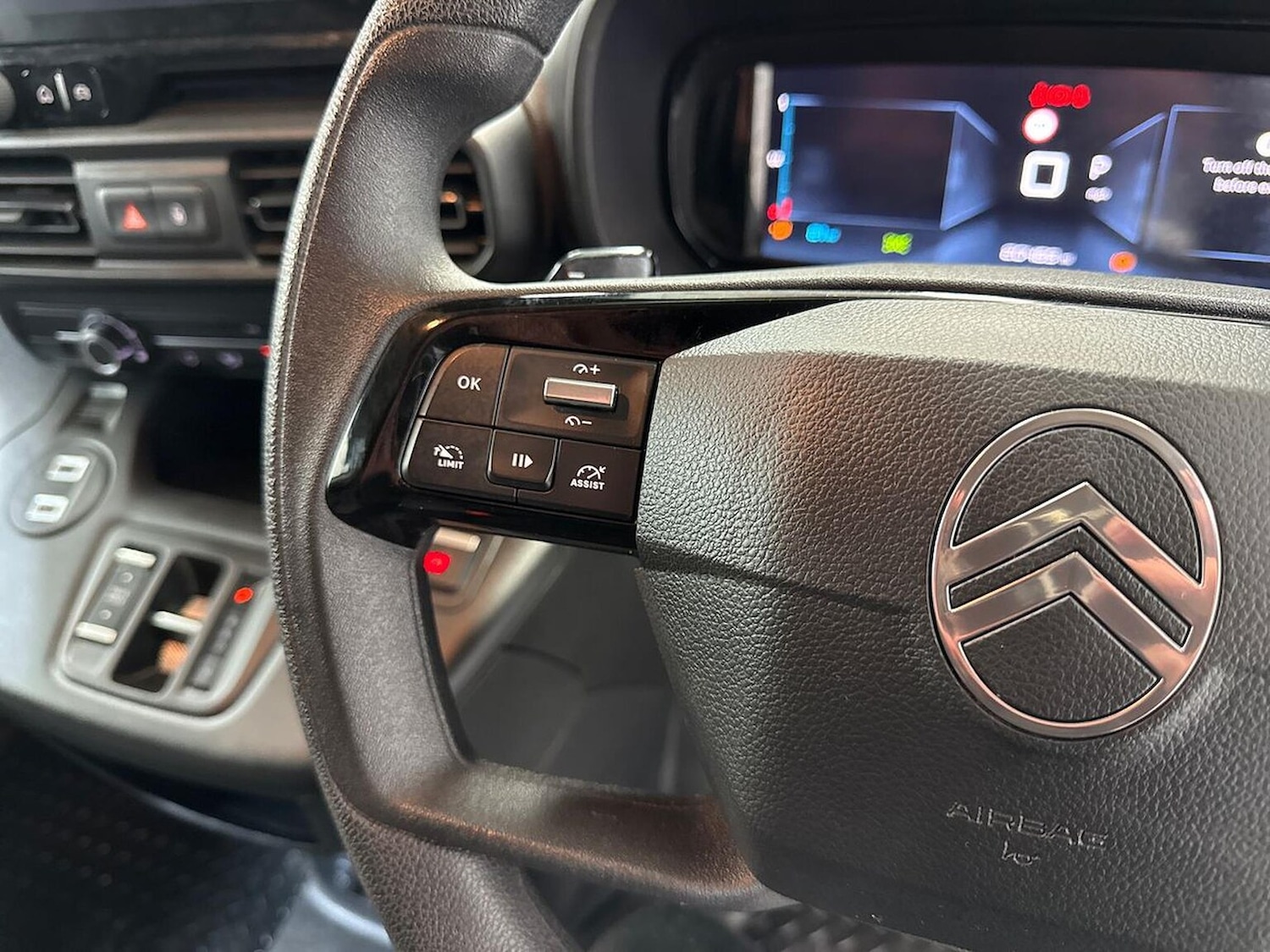 Used Citroen Berlingo 2024 for sale - 77687990: Photo 25