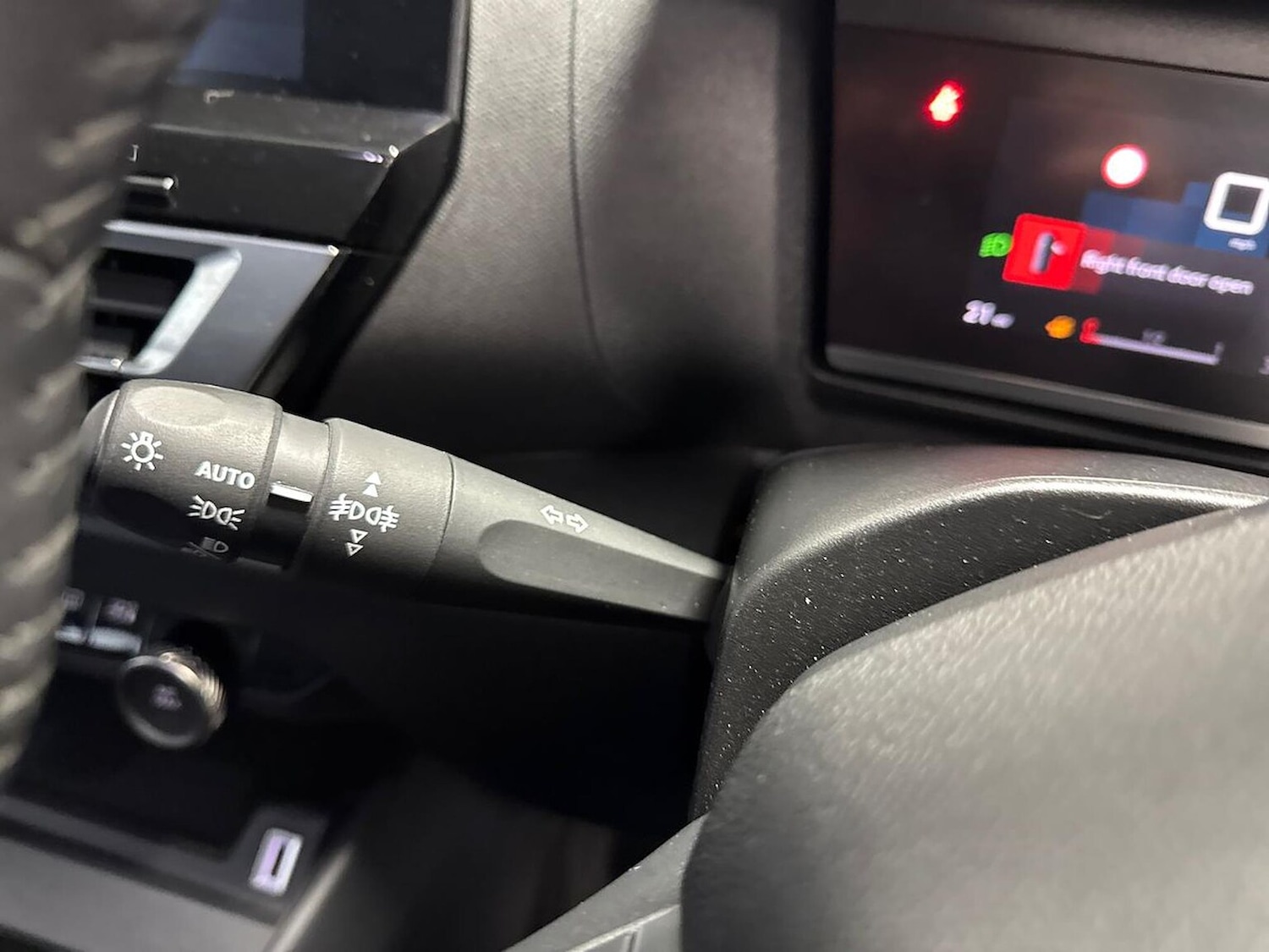 Used Citroen C4 2022 for sale - 76904990: Photo 26