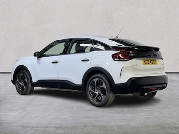 Used Citroen C4 2022 for sale - 76904990: Photo