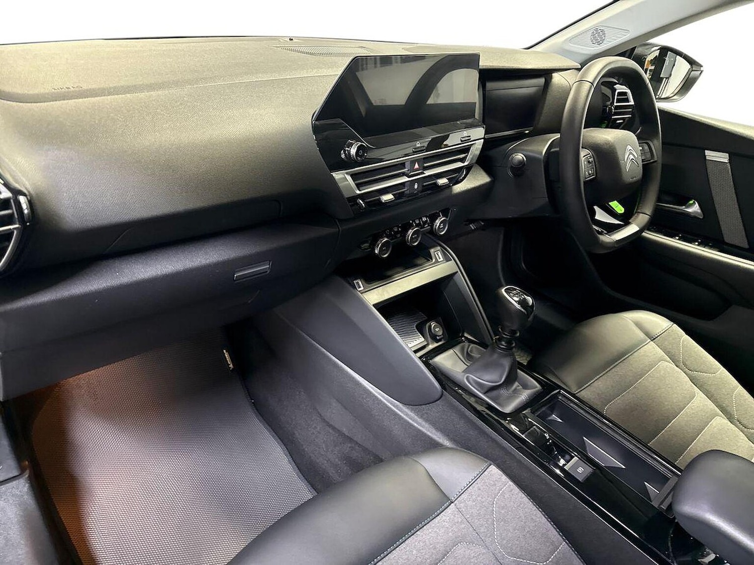 Used Citroen C4 2022 for sale - 76904990: Photo 7