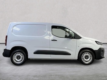 Used Citroen Berlingo 2025 for sale - 75497611: Photo