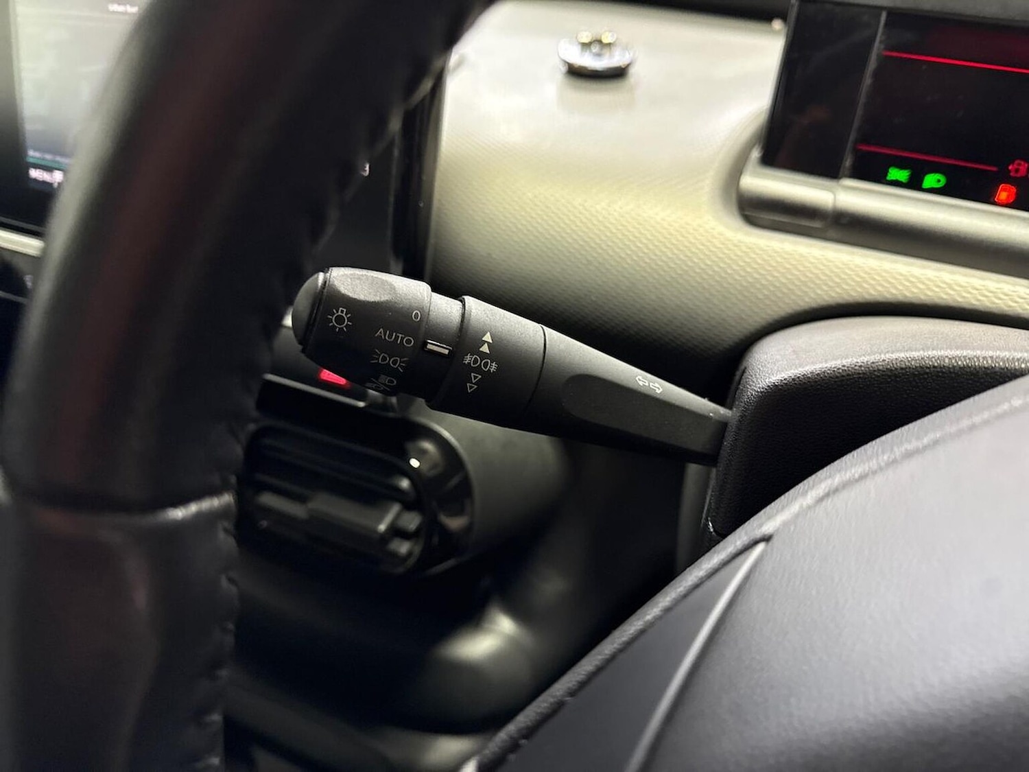 Used Citroen C4 Cactus 2019 for sale - 77488751: Photo 26