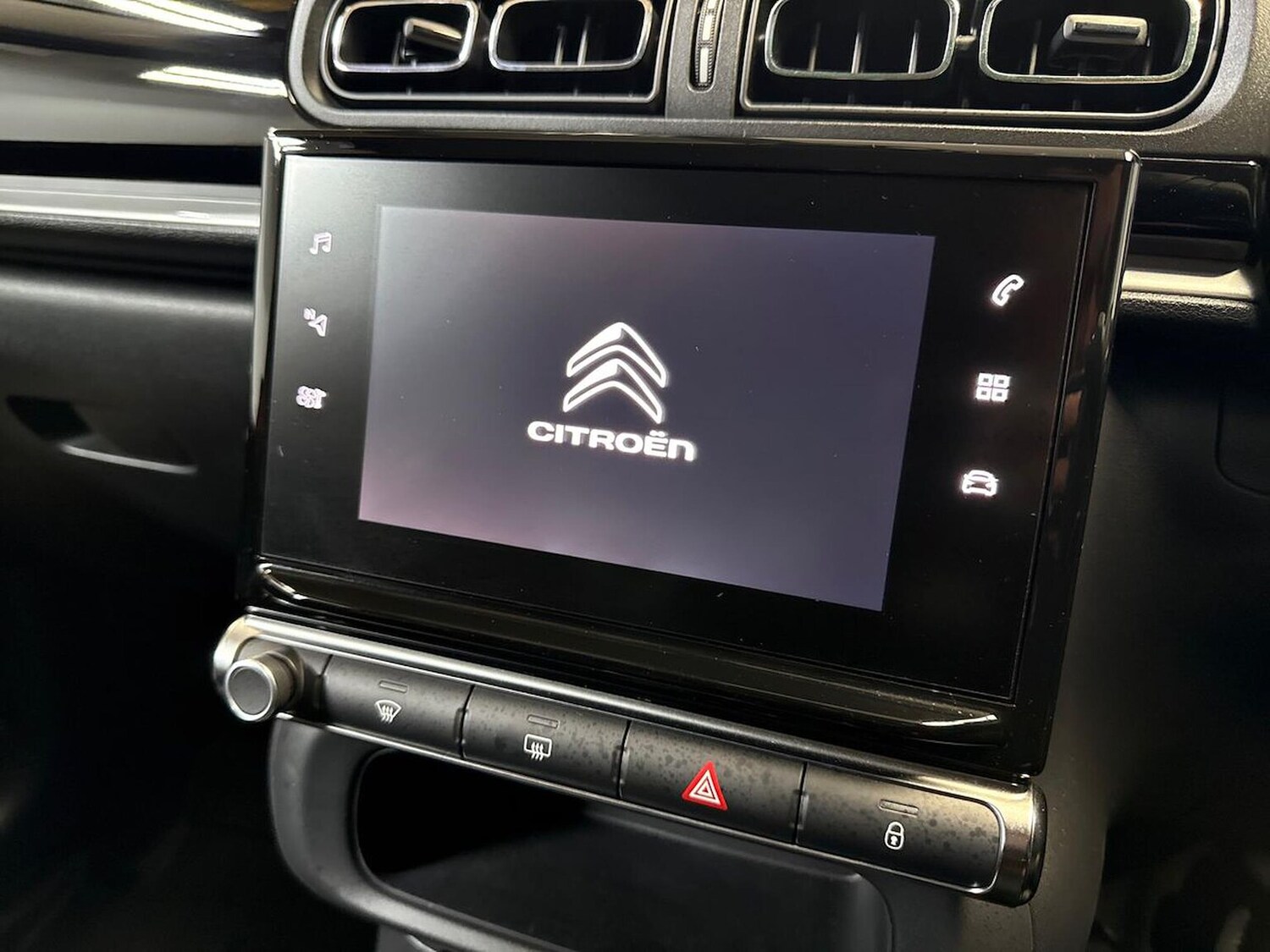 Used Citroen C3 2024 for sale - 77488852: Photo 11