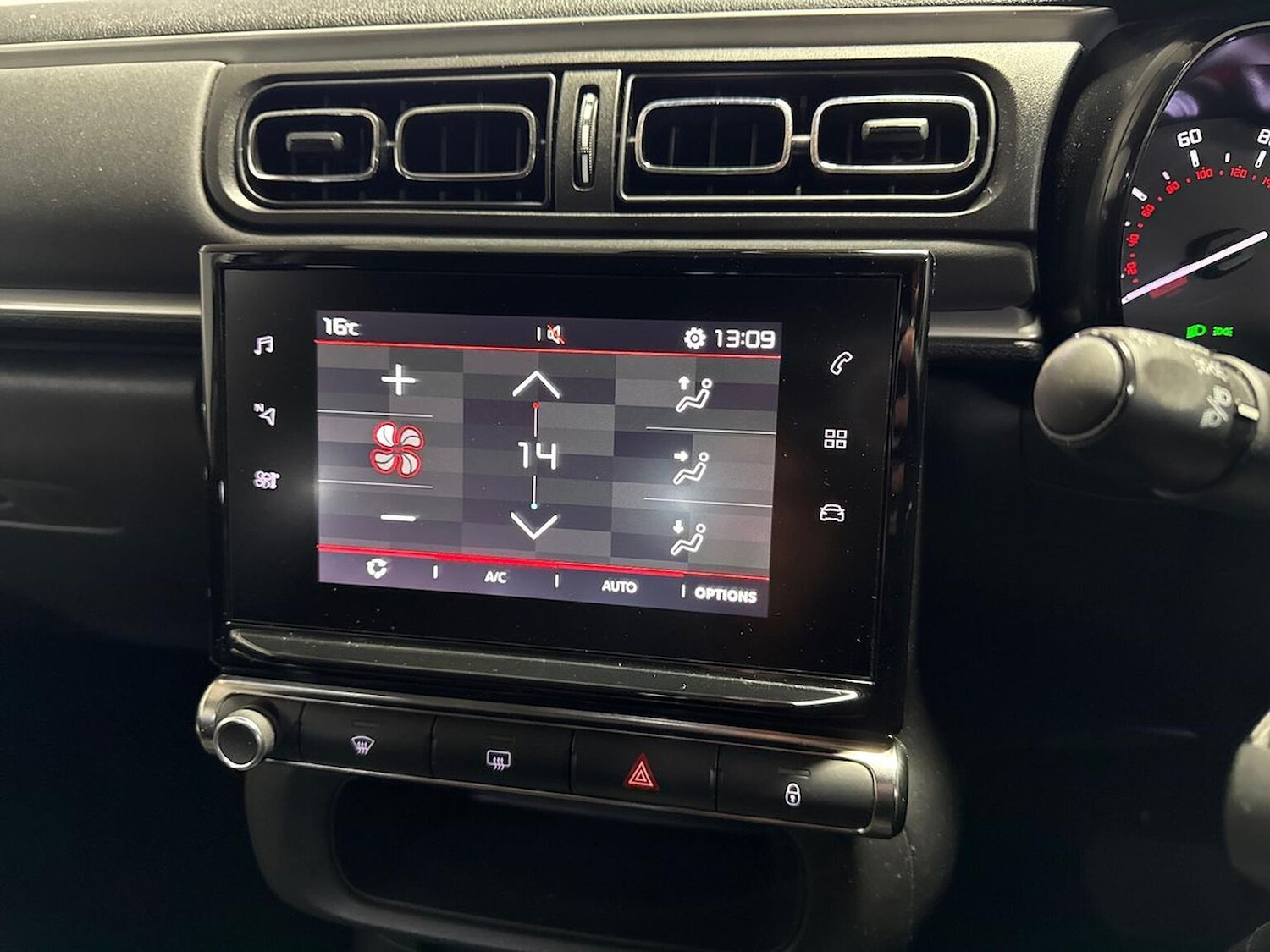 Used Citroen C3 2023 for sale - 76845264: Photo 12