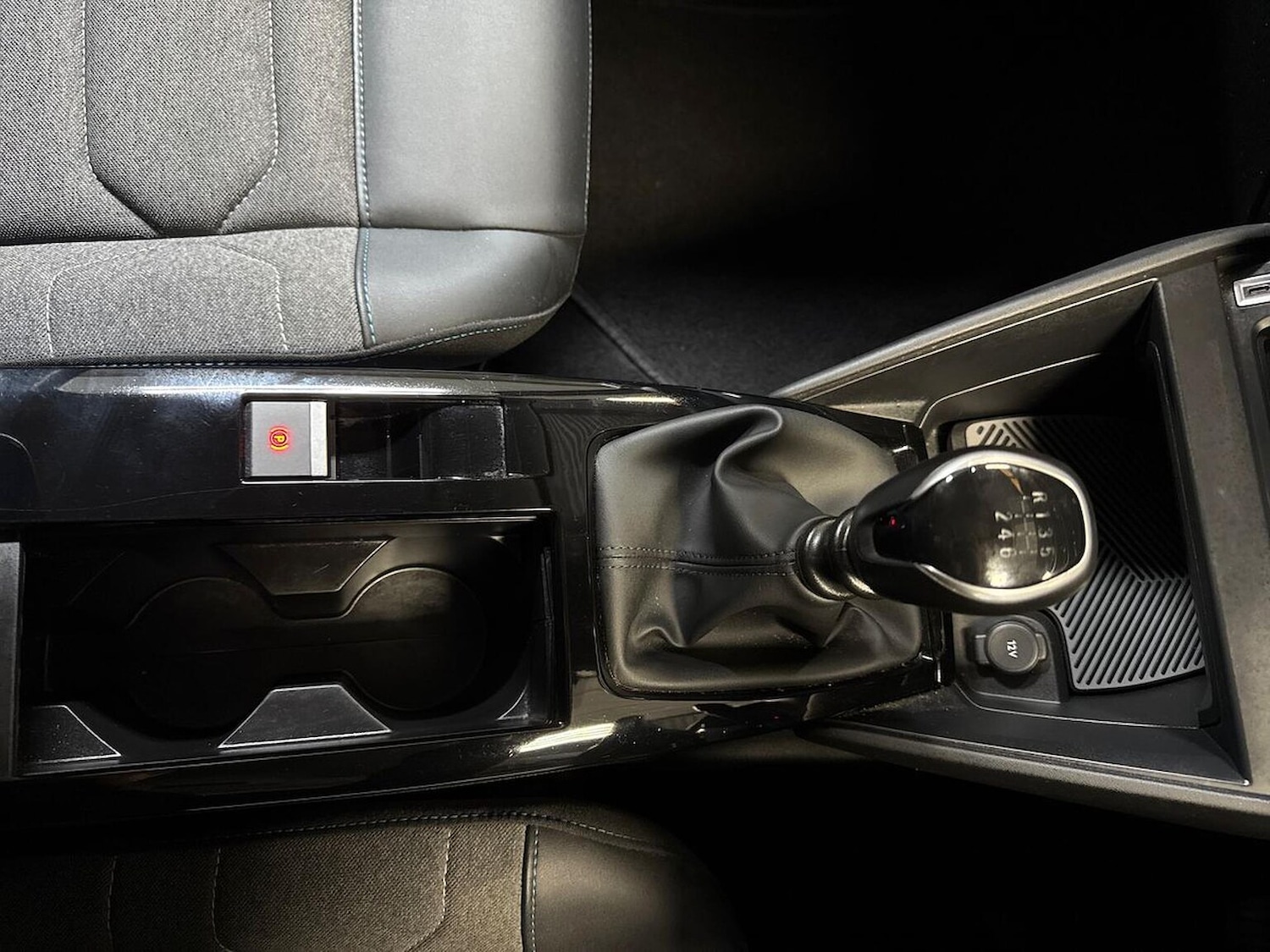 Used Citroen C4 2022 for sale - 76628130: Photo 13