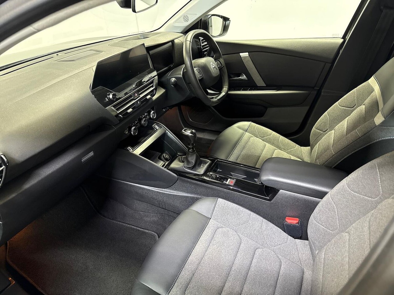 Used Citroen C4 2022 for sale - 76628130: Photo 7