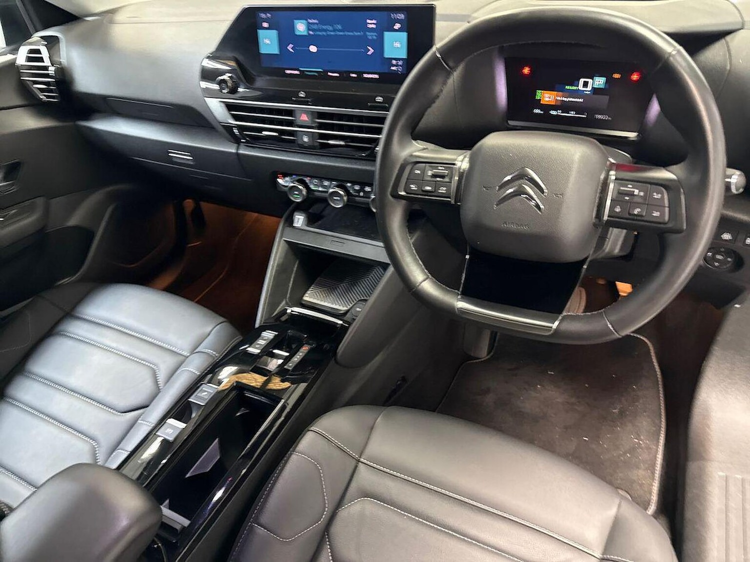 Used Citroen C4 2023 for sale - 76342942: Photo 15