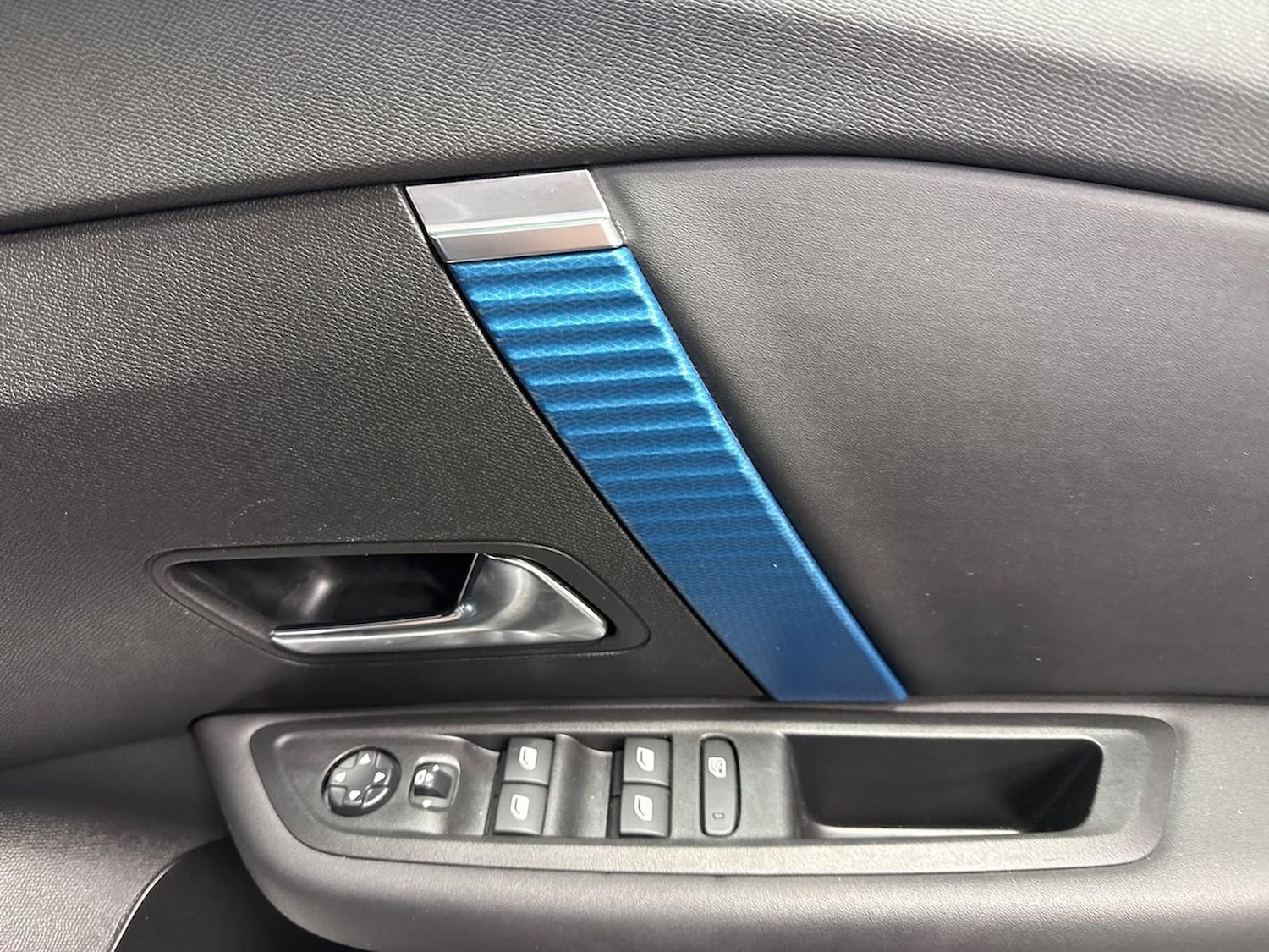 Used Citroen C4 2023 for sale - 76342942: Photo 21