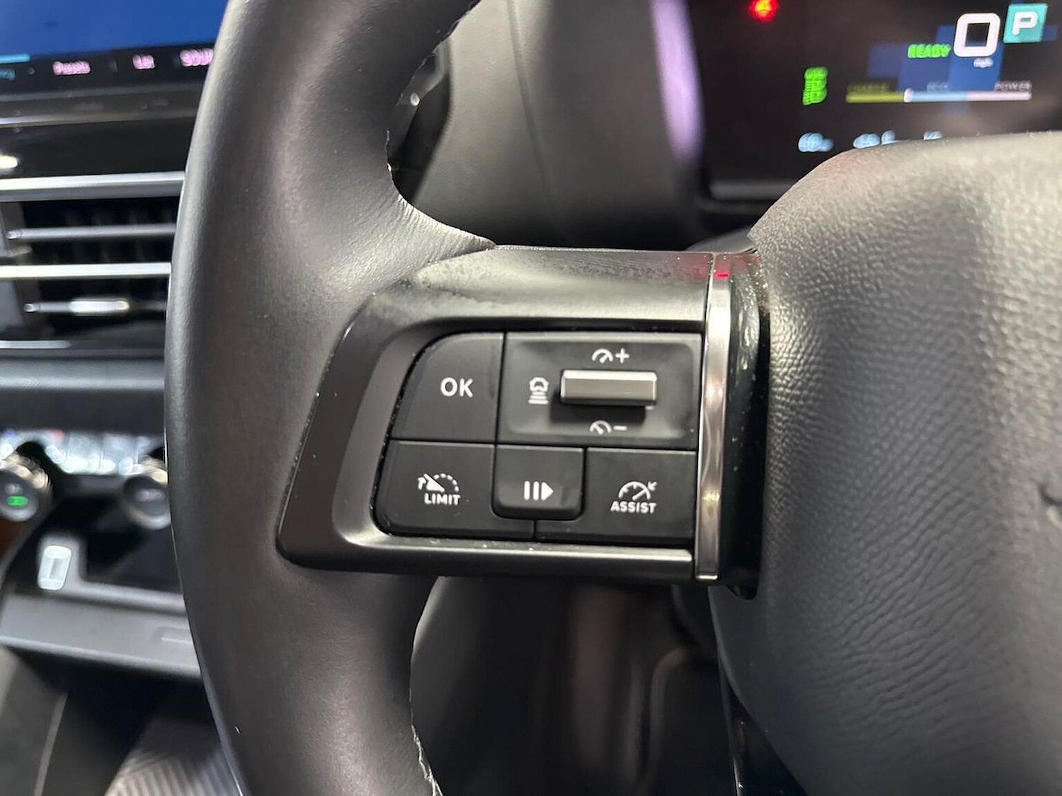 Used Citroen C4 2023 for sale - 76342942: Photo 24