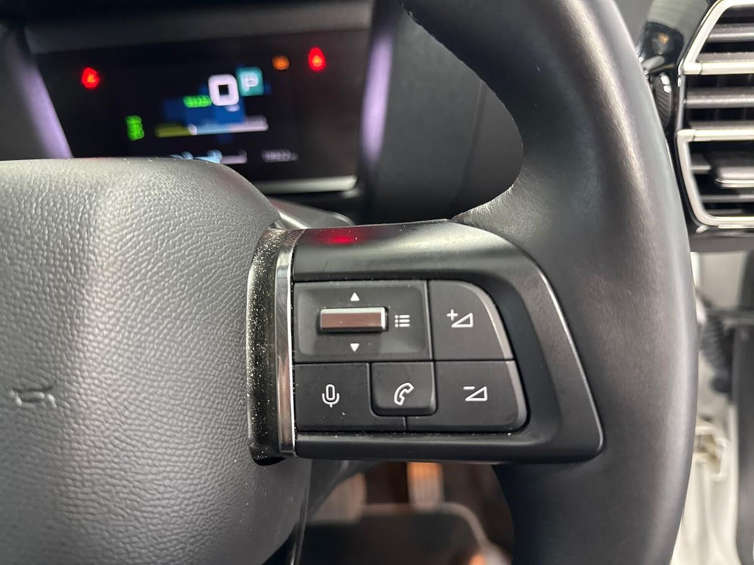 Used Citroen C4 2023 for sale - 76342942: Photo 25