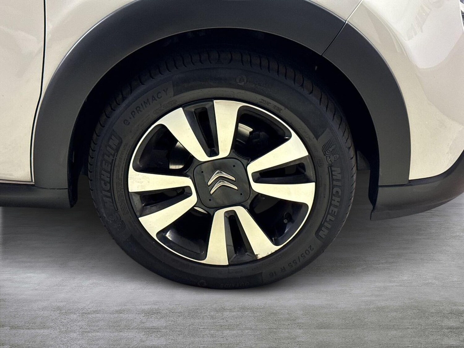 Used Citroen C3 2023 for sale - 76906331: Photo 6