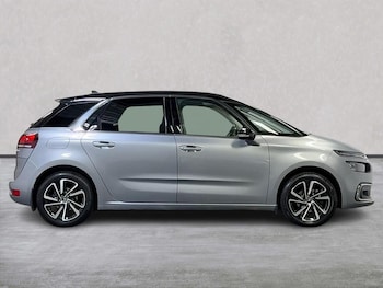 Used Citroen C4 Picasso 2017 for sale - 76310103: Photo 3