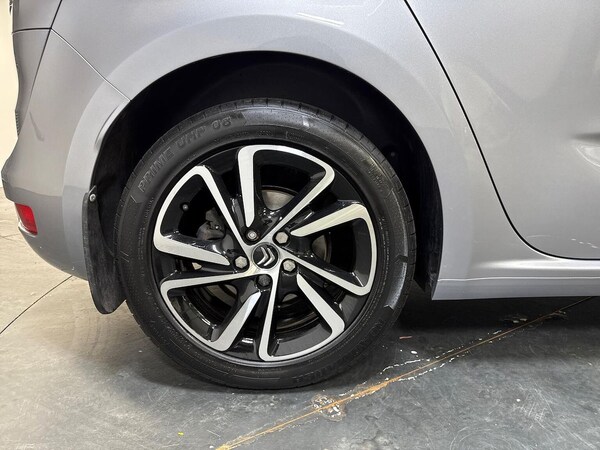 Used Citroen C4 Picasso 2017 for sale - 76310103: Photo 6