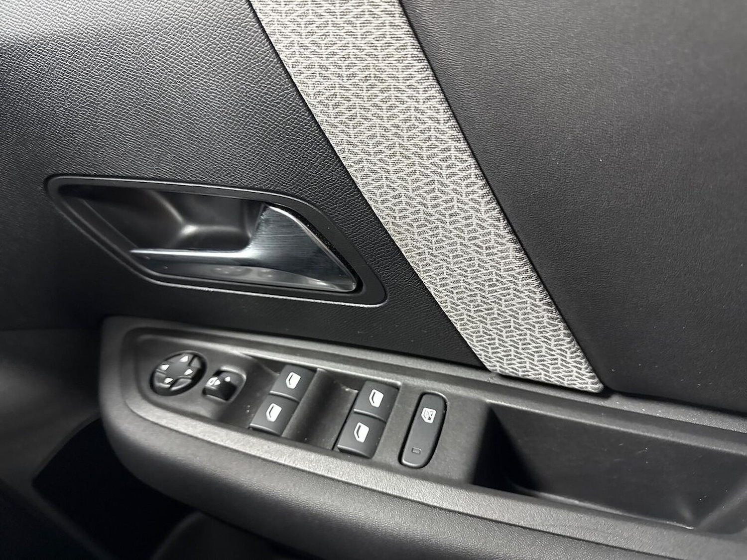 Used Citroen C4 2024 for sale - 77962285: Photo 21