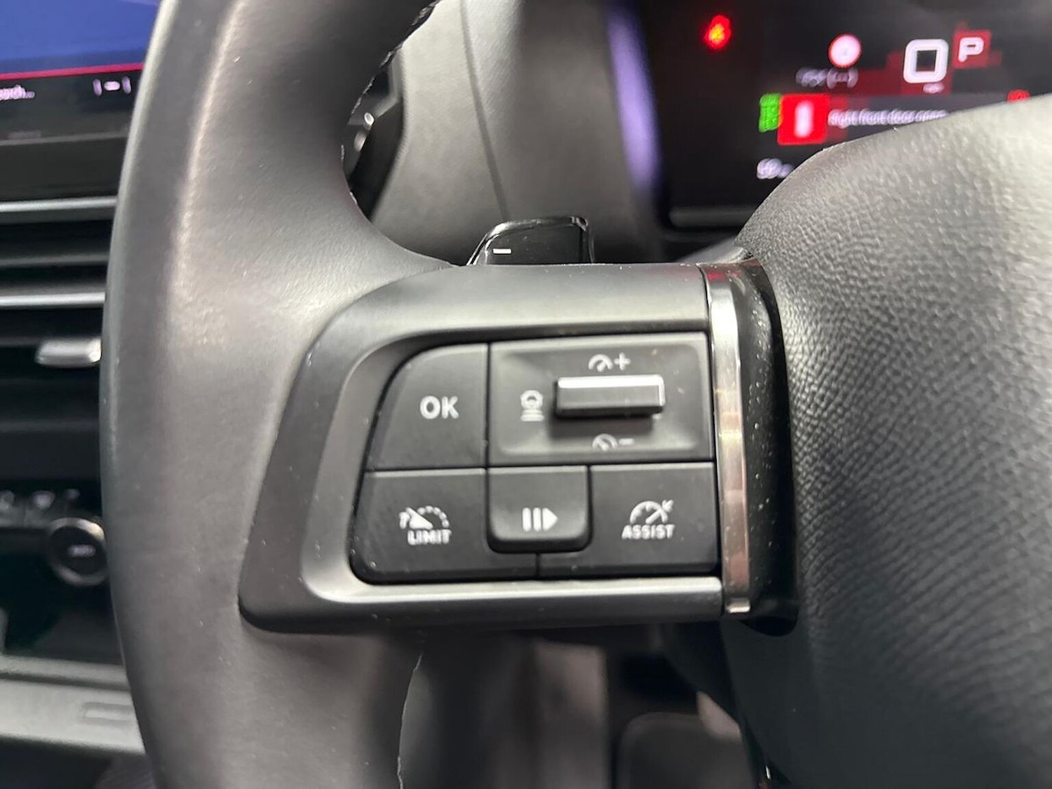 Used Citroen C4 2021 for sale - 76342943: Photo 24