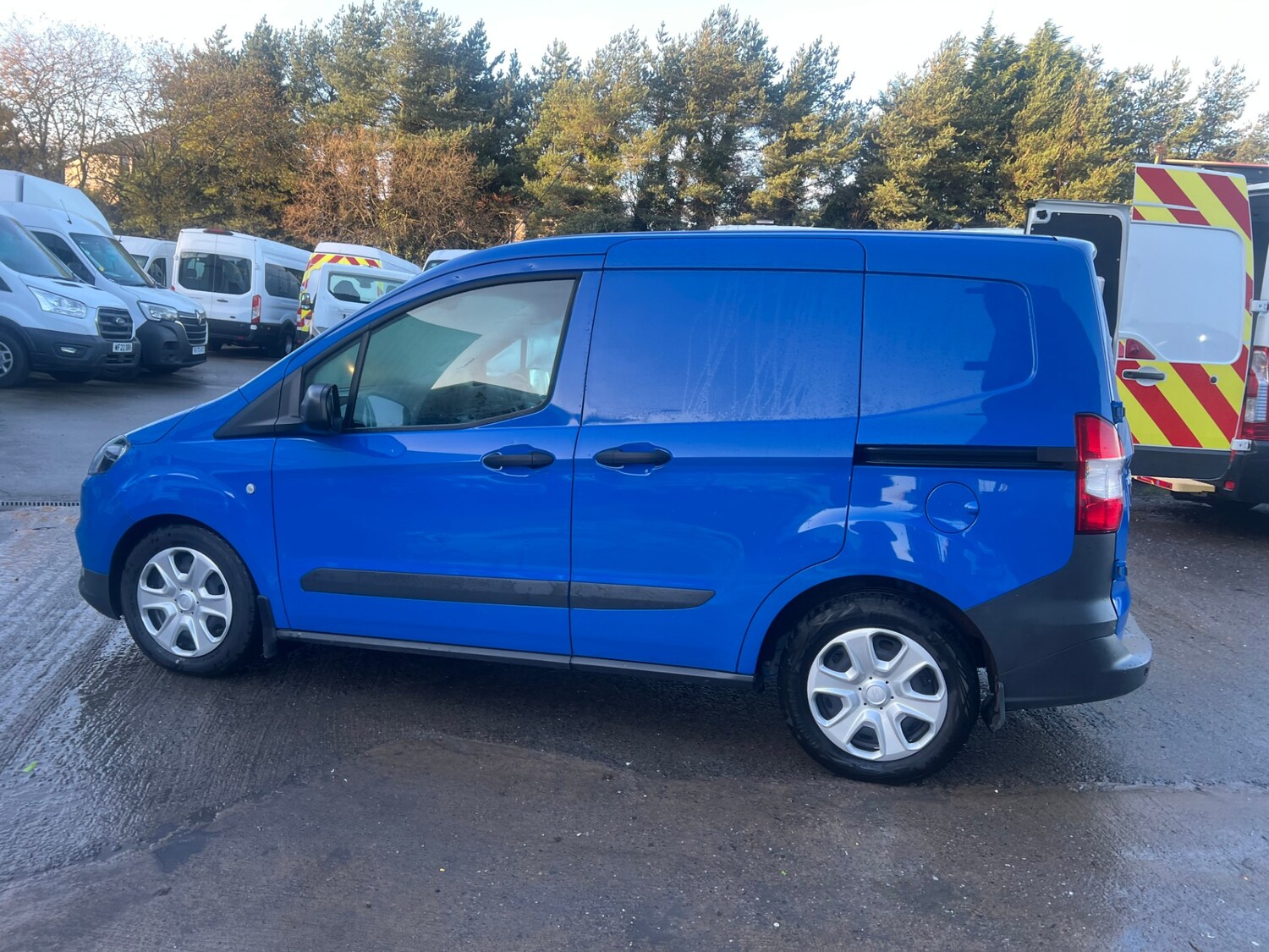 Used Ford Transit Courier 2020 for sale - 78220929: Photo 20