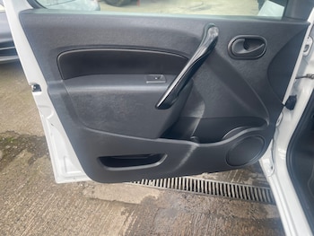 Used Renault Kangoo 2020 for sale - 78307832: Photo