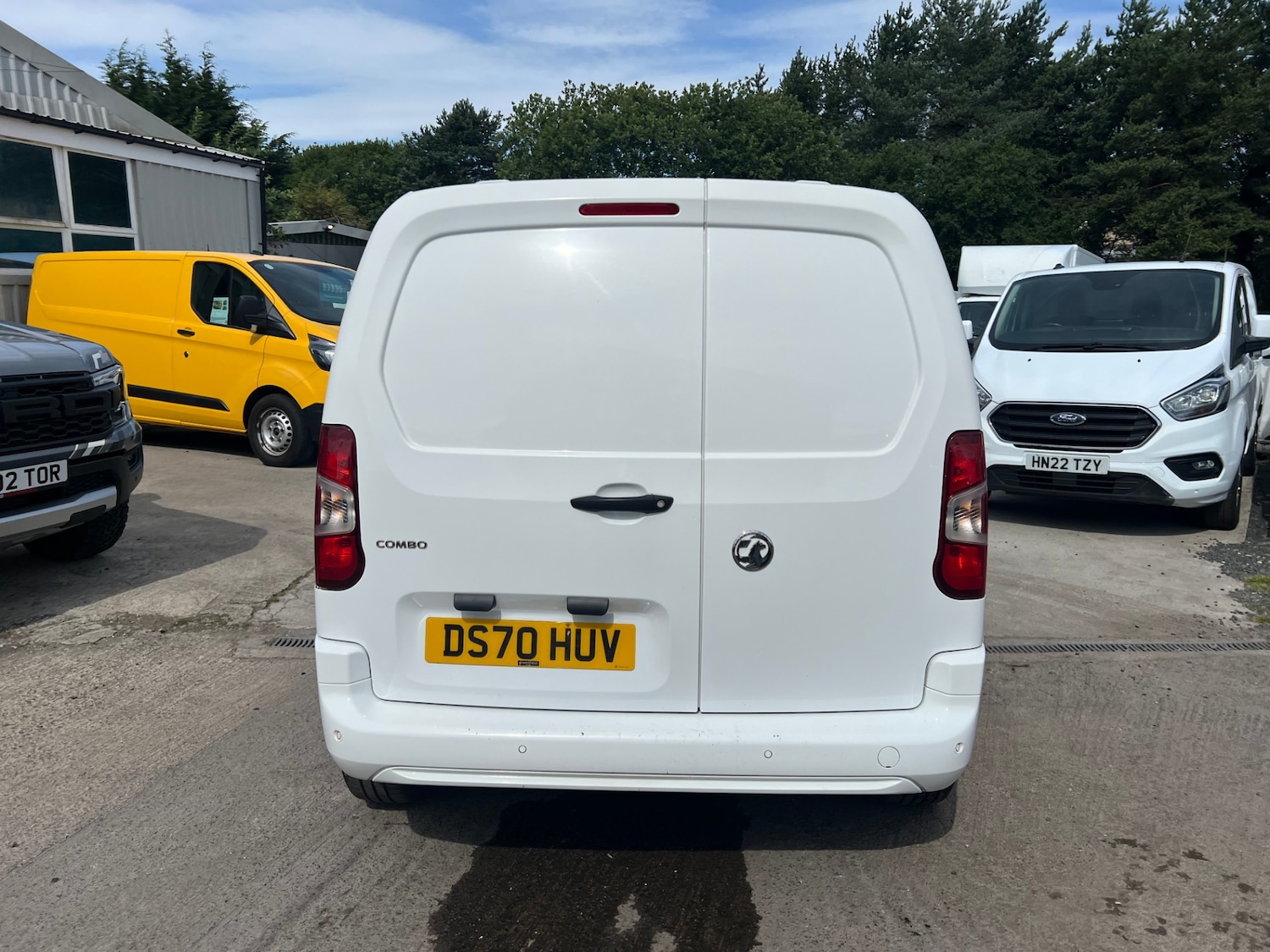 Used Vauxhall Combo 2020 for sale - 76436195: Photo 13