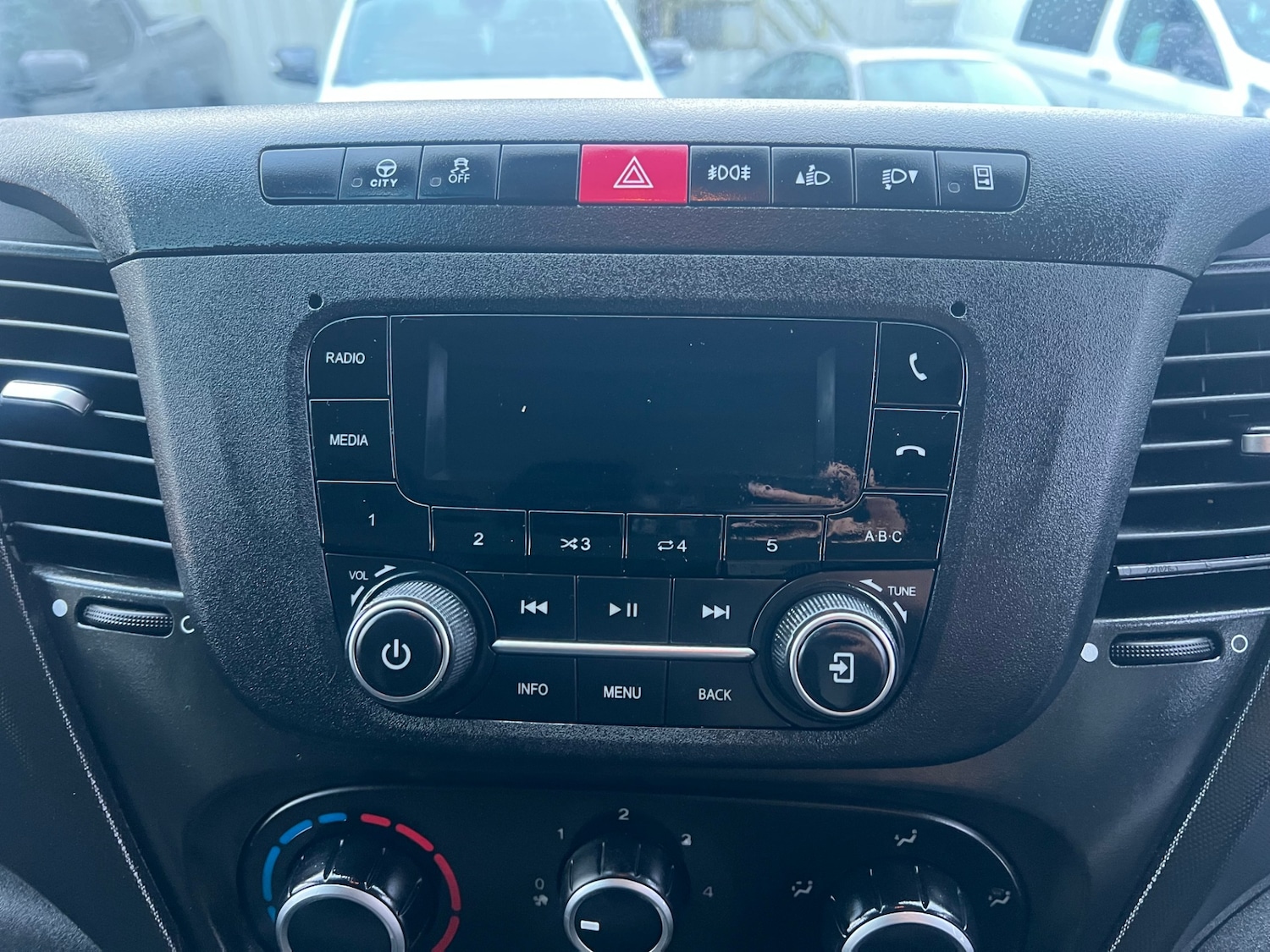 Used Iveco Daily 2023 for sale - 77335792: Photo 3