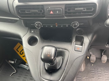 Used Citroen Berlingo 2020 for sale - 78730101: Photo