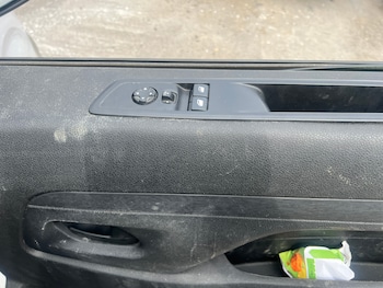Used Vauxhall Vivaro 2023 for sale - 79544923: Photo