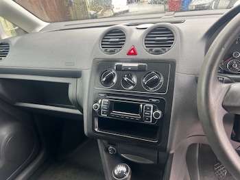 Used Volkswagen Caddy 2015 for sale - 77022876: Photo