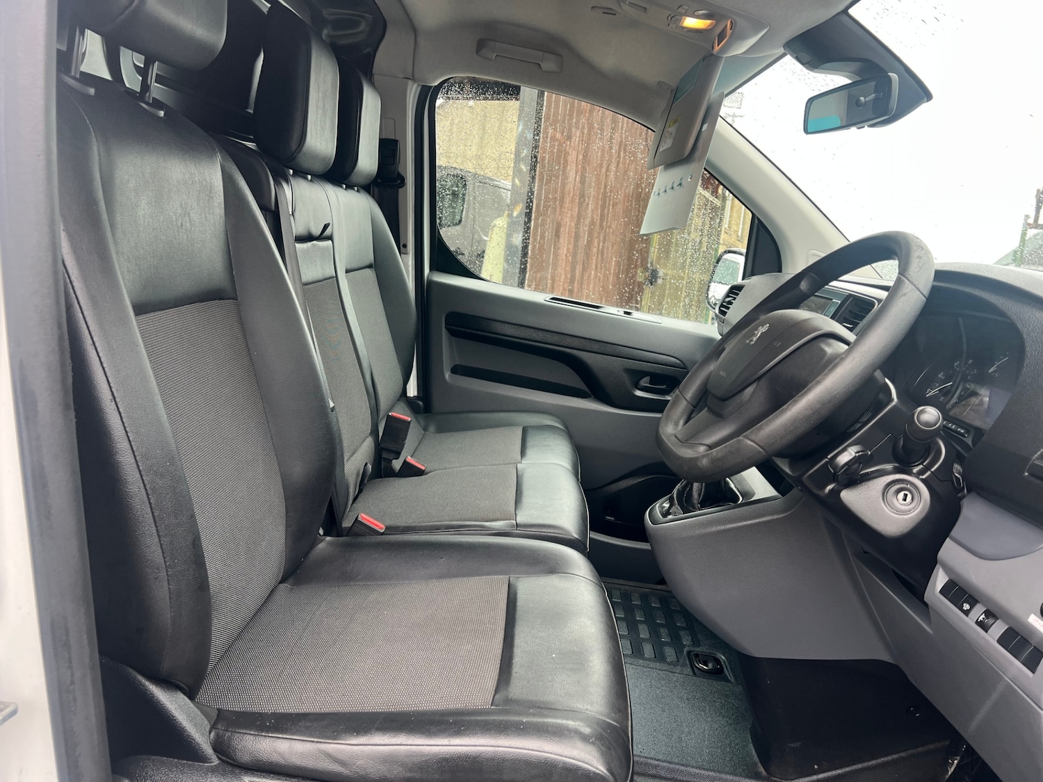 Used Peugeot Expert 2019 for sale - 77335655: Photo 2