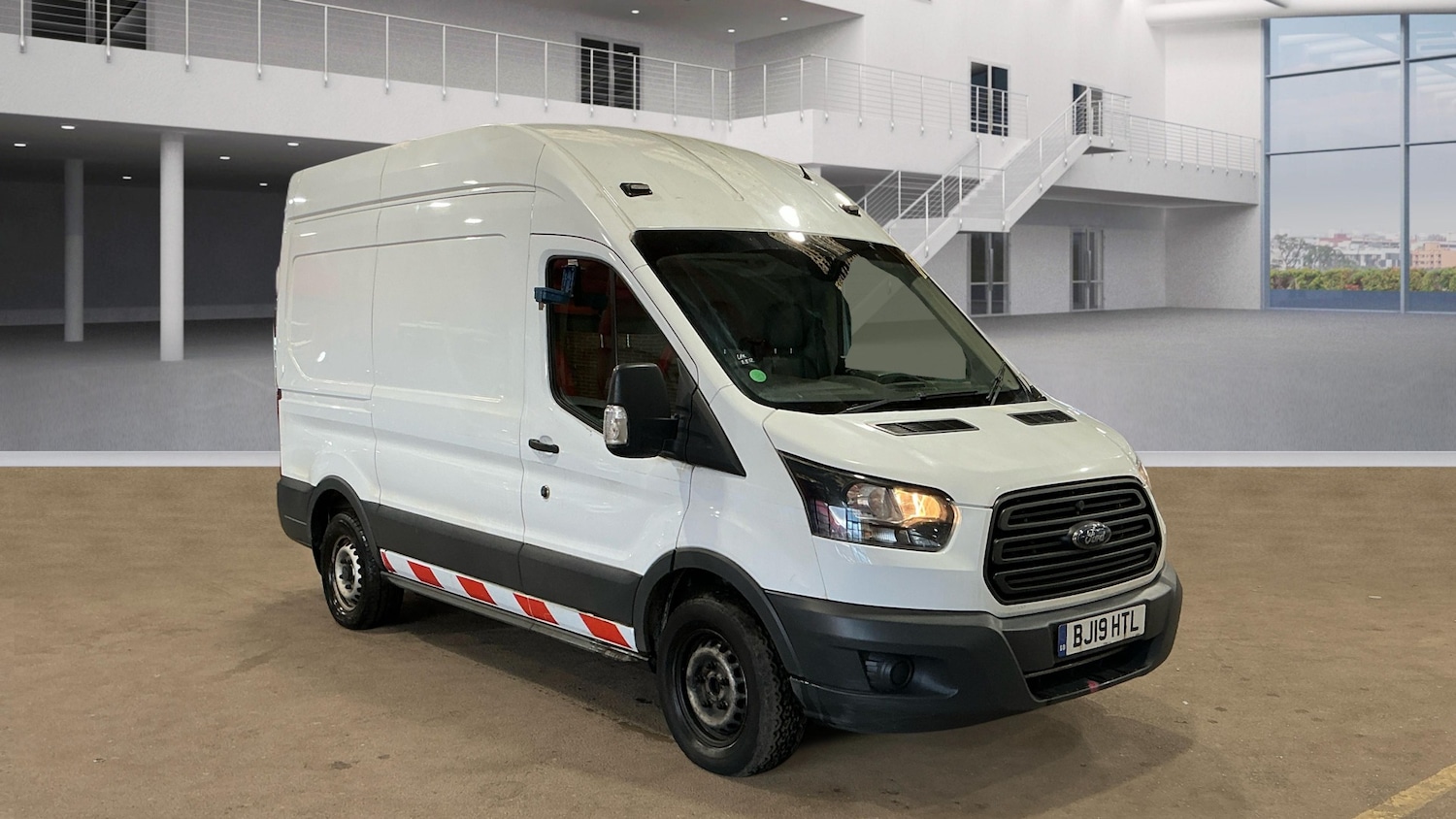 Used Ford Transit 2019 for sale - 77901339: Photo 1