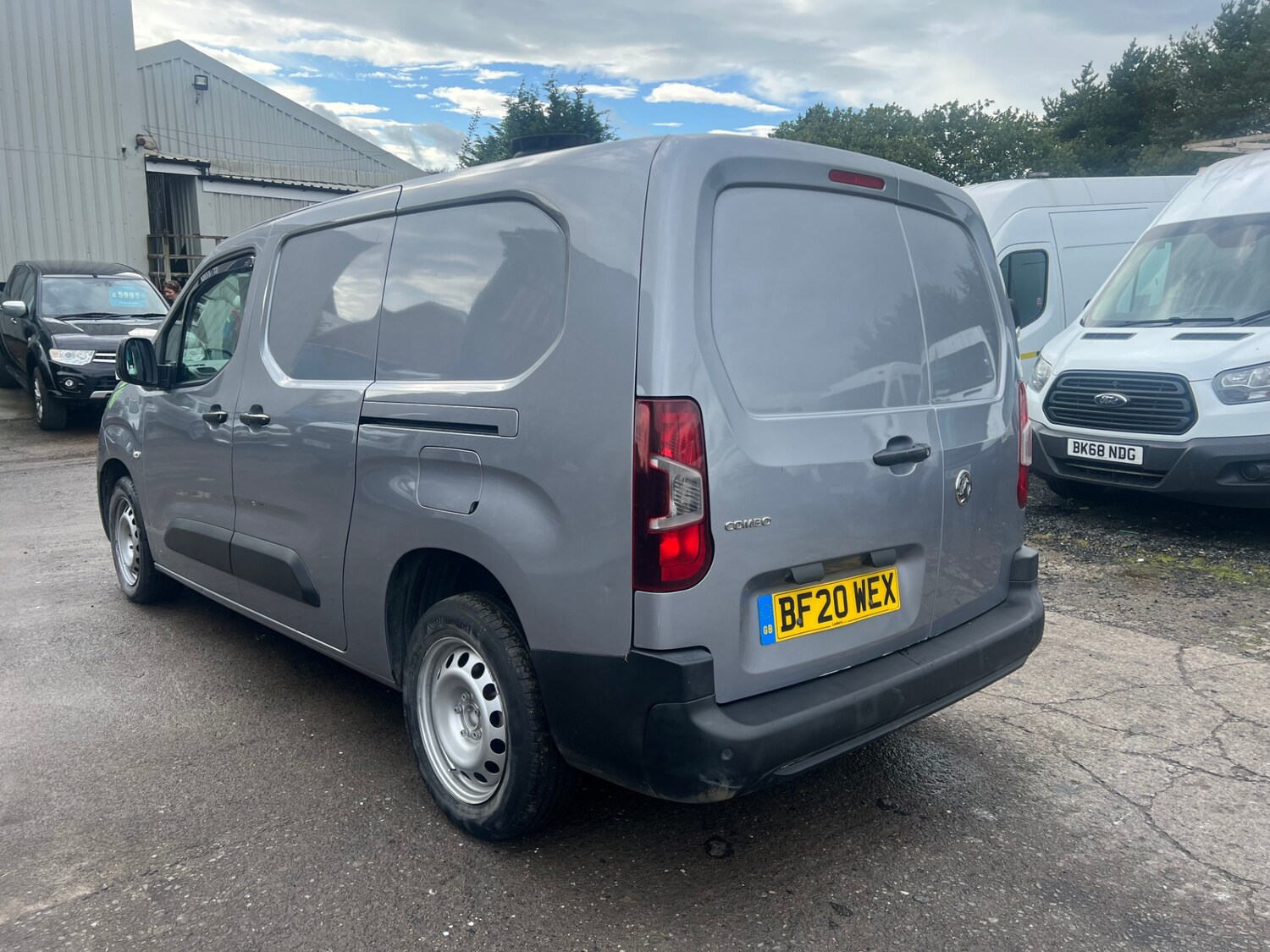 Used Vauxhall Combo 2020 for sale - 76340075: Photo 9