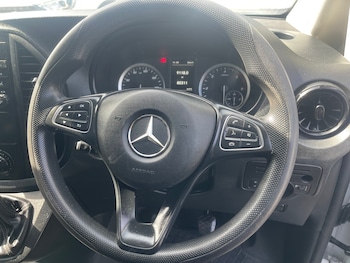 Used Mercedes-Benz Vito 2022 for sale - 79591879: Photo