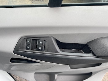 Used Maxus Deliver 9 2024 for sale - 78307892: Photo