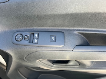 Used Vauxhall Combo 2020 for sale - 77179020: Photo