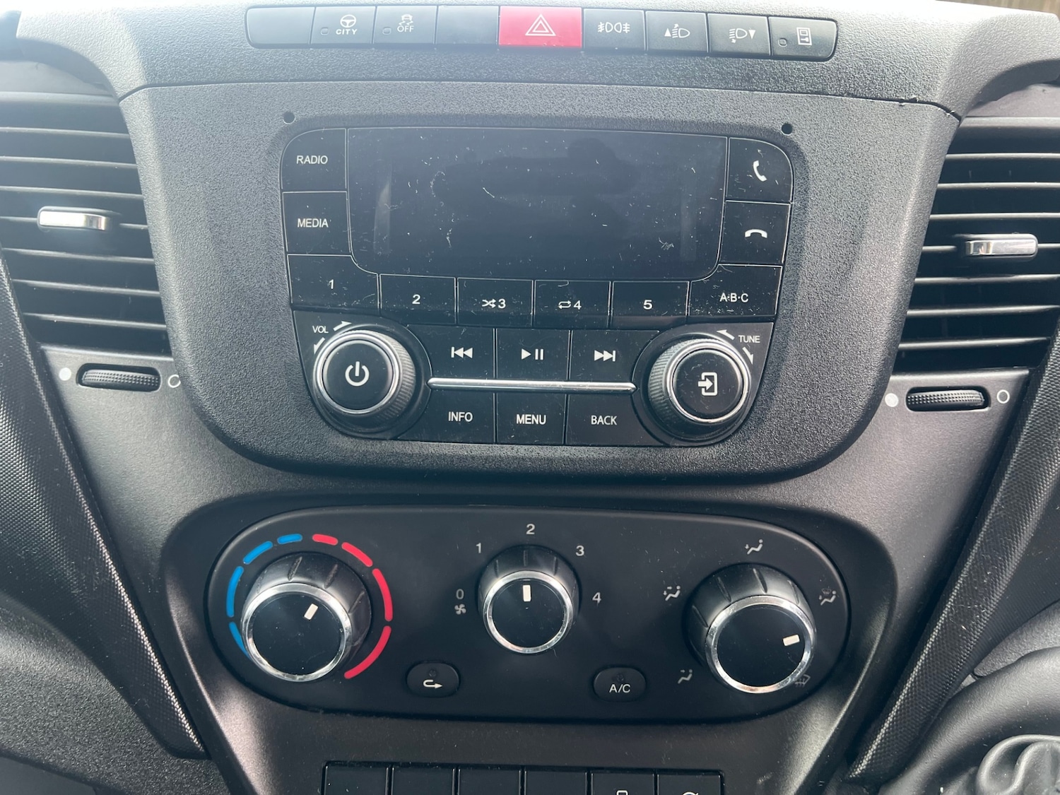 Used Iveco Daily 2021 for sale - 77674218: Photo 3