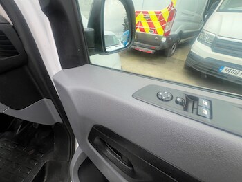 Used Vauxhall Vivaro 2022 for sale - 78494093: Photo