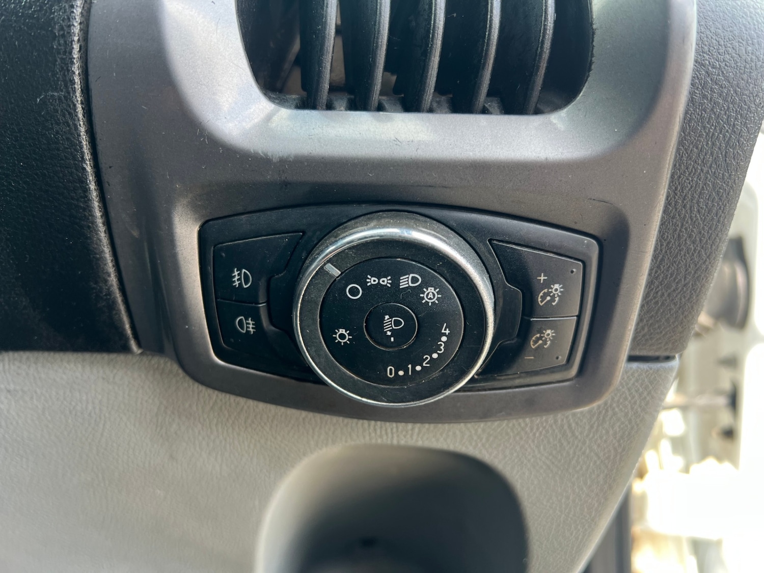 Used Ford Transit Custom 2017 for sale - 77179018: Photo 7