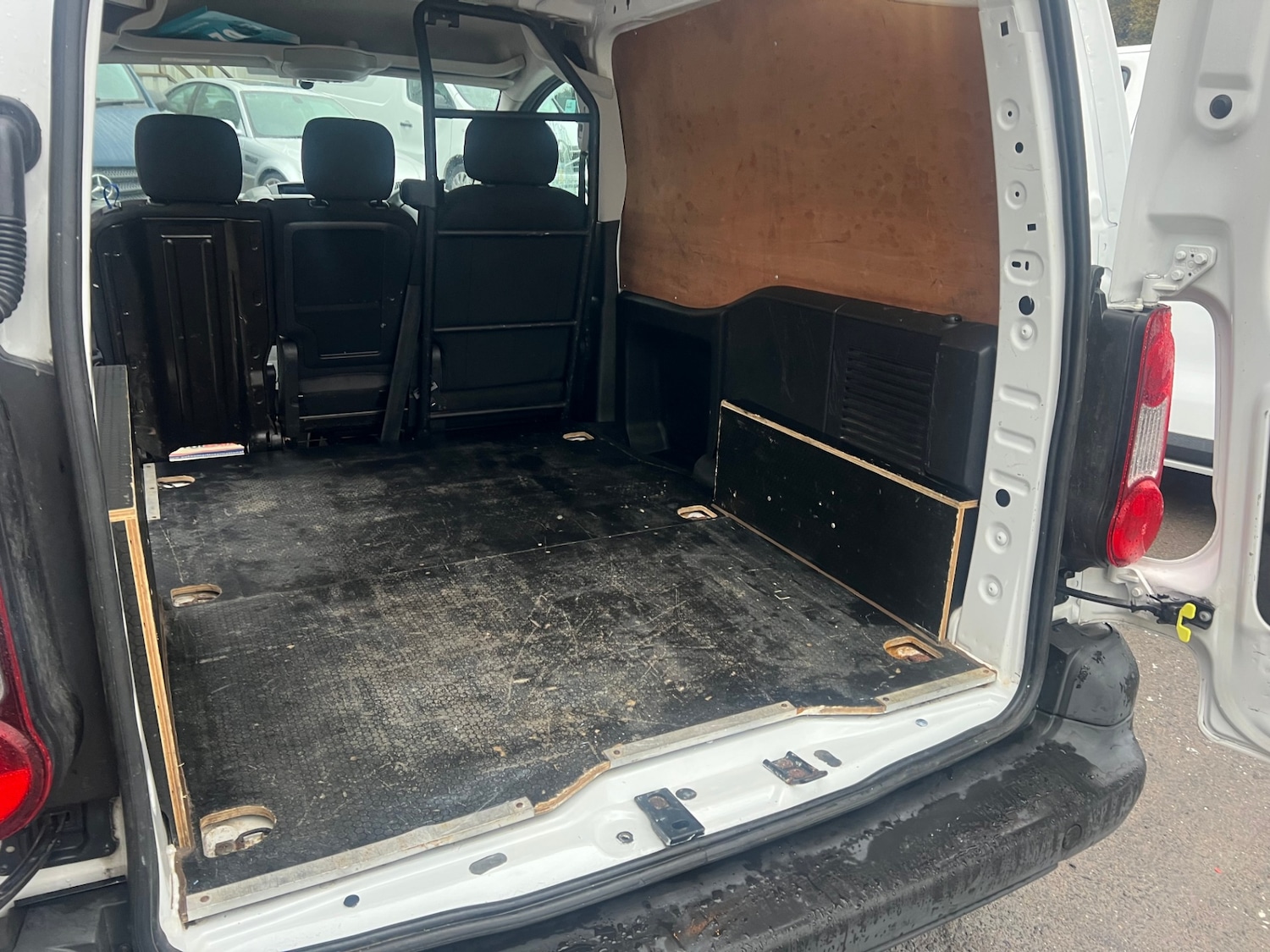 Used Peugeot Partner 2019 for sale - 78063893: Photo 10