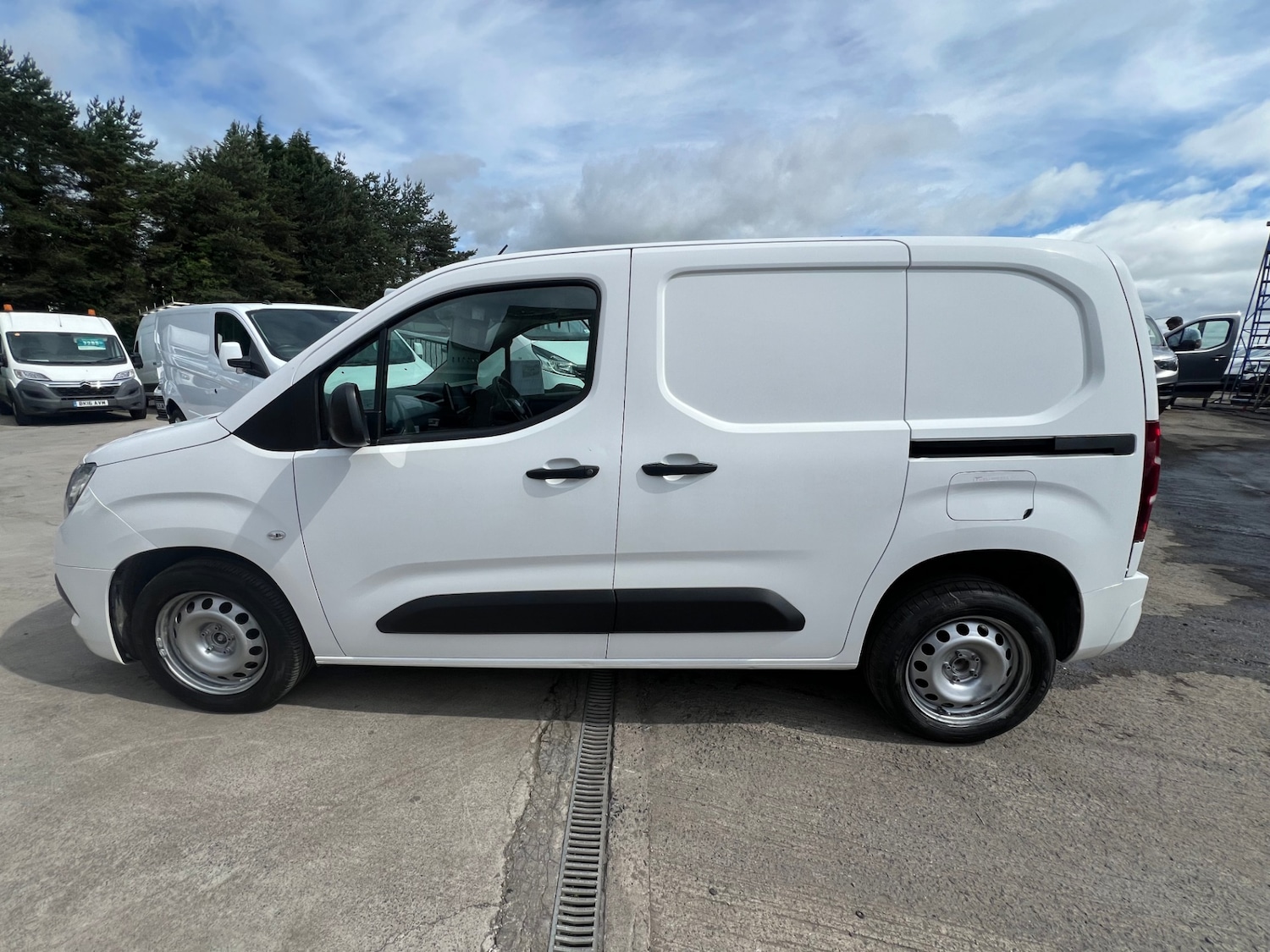 Used Vauxhall Combo 2020 for sale - 76474724: Photo 11