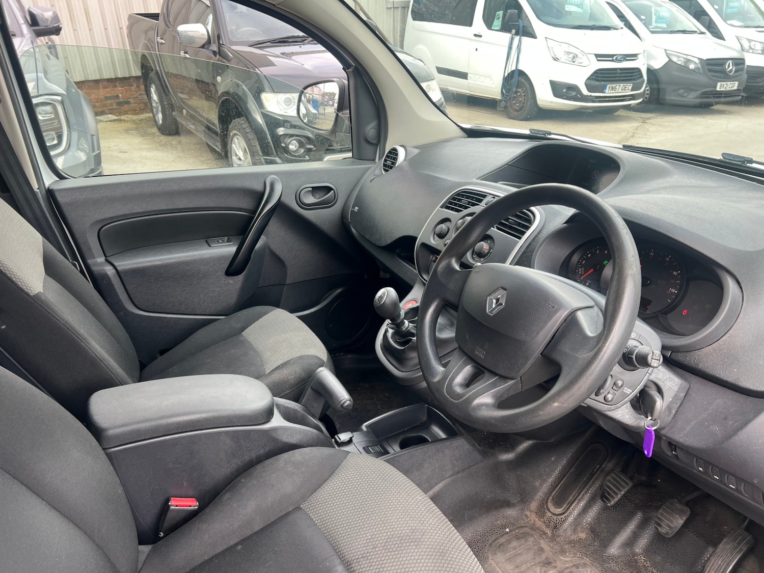 Used Renault Kangoo 2019 for sale - 76402159: Photo 5