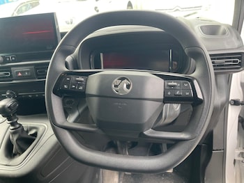 Used Vauxhall Combo 2024 for sale - 78792558: Photo