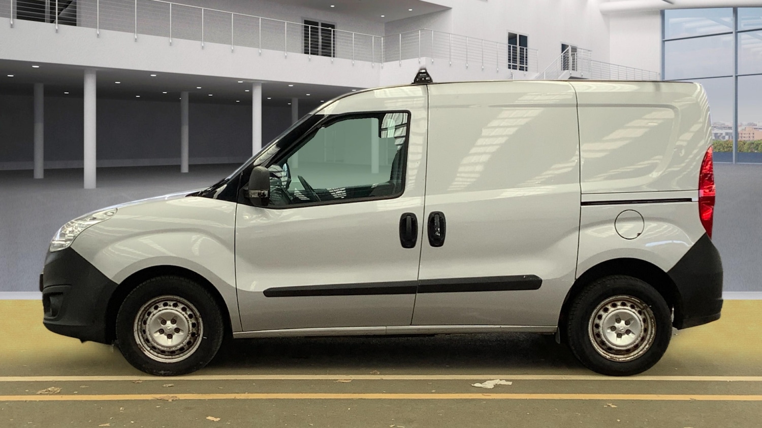 Used Vauxhall Combo 2018 for sale - 78037938: Photo 1