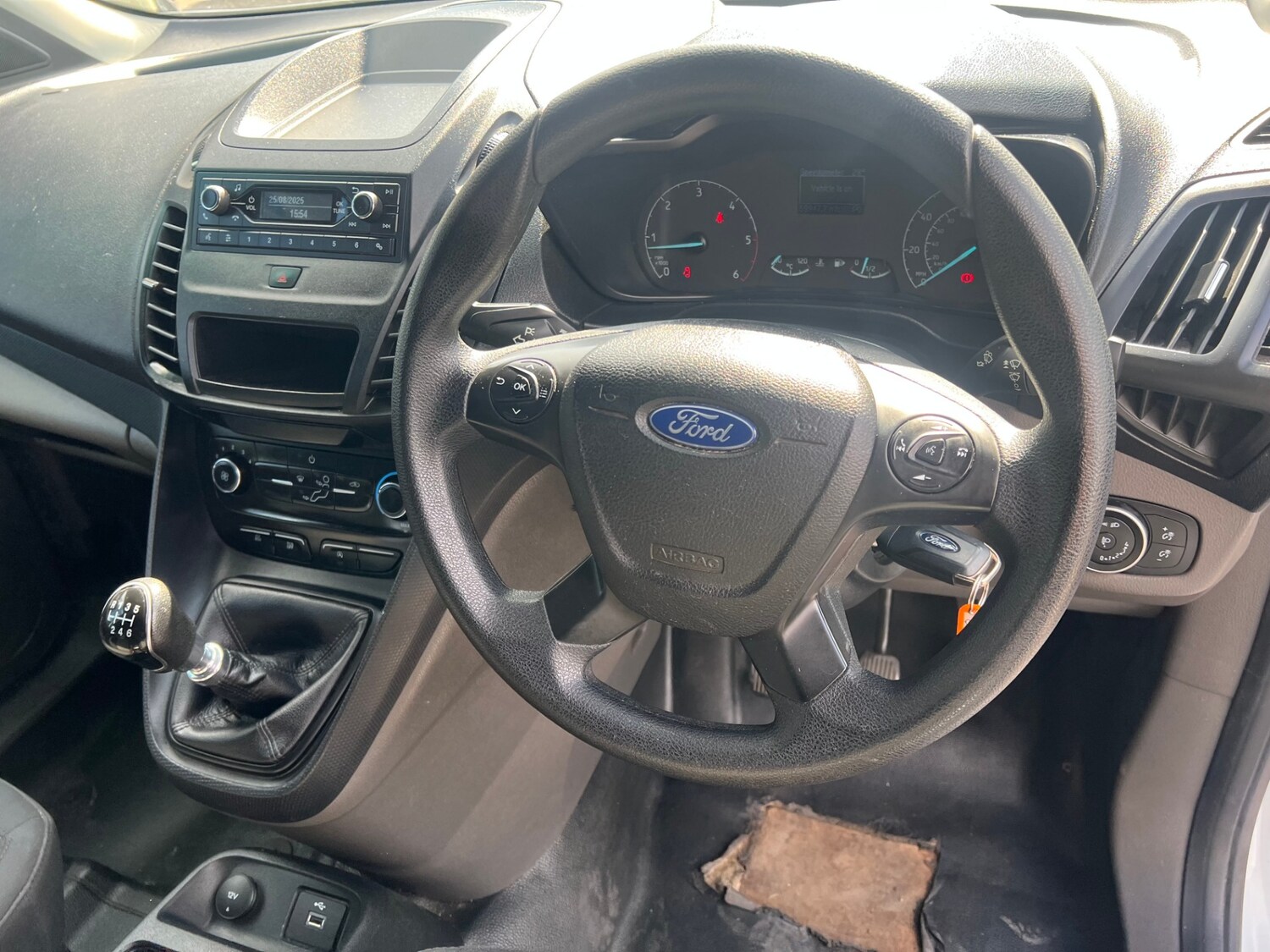 Used Ford Transit Connect 2020 for sale - 76436250: Photo 4