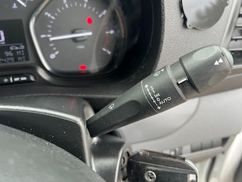 Used Vauxhall Vivaro 2022 for sale - 75659941: Photo