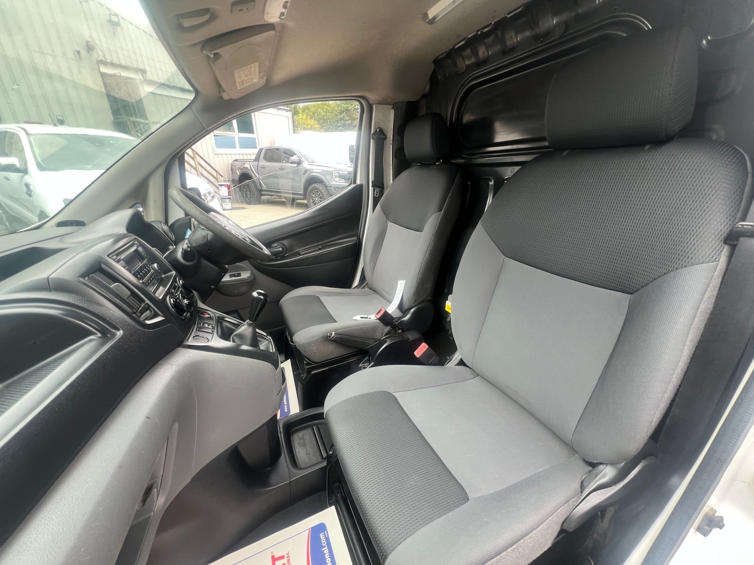 Used Nissan NV200 2015 for sale - 76449745: Photo 2